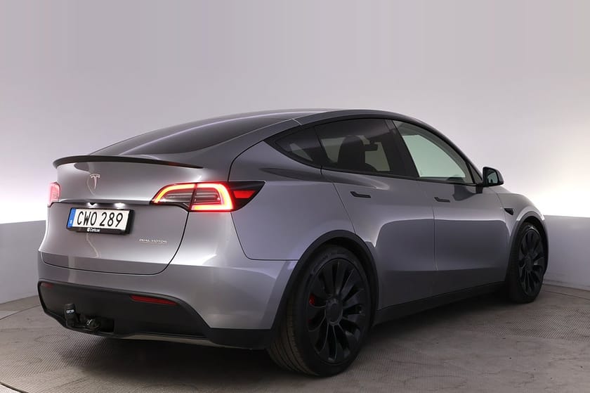 Bild 5 av Tesla Model Y Performance Autopilot Panorama Drag