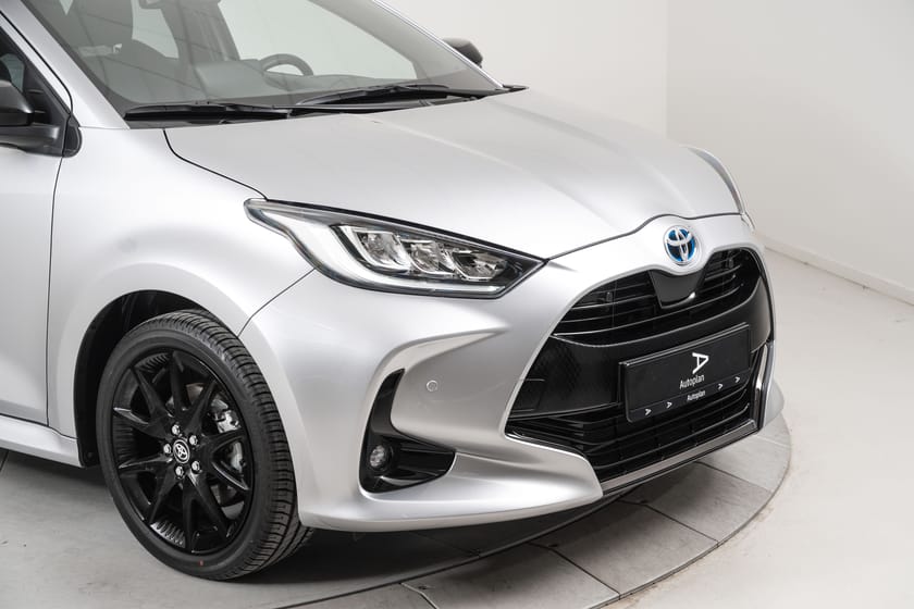 Bilde 3 av Toyota Yaris Hybrid