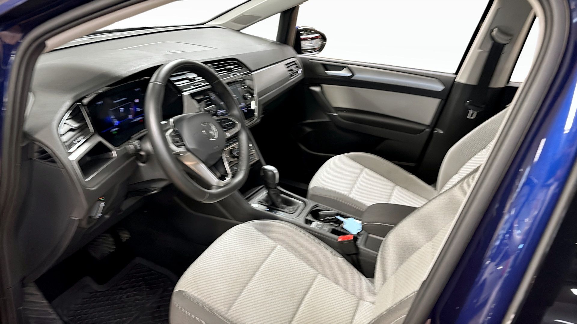 Volkswagen Touran 2025, bild 7/10