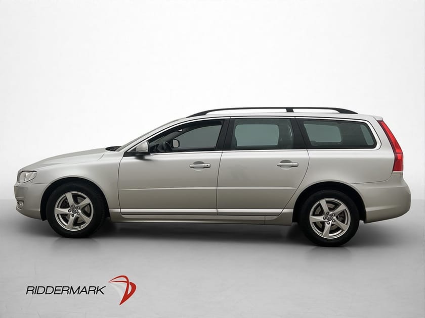 Bild 5 av Volvo V70 D4 181hk Momentum Värmare VOC Drag Halvskinn