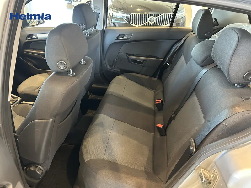 Bild 12 av 16 – Opel Astra