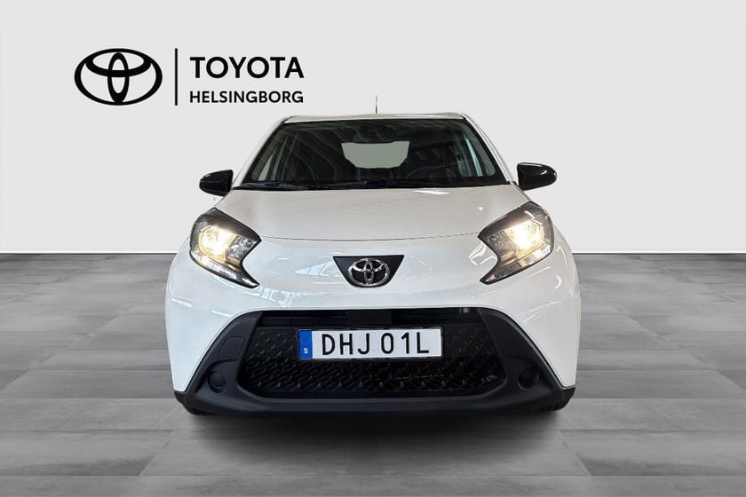 Bild 2 av Toyota Aygo X M5 Play