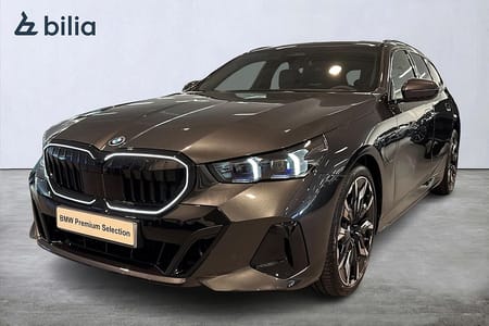 BMW 530e xDrive Touring M-sport Pro|DEMO| Panorama | 360 | 21"