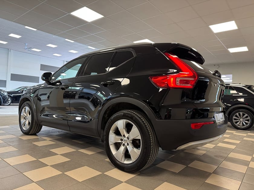 Bild 4 av Volvo XC40 B4 AWD Advanced Navi Pro Edition 197 Hk