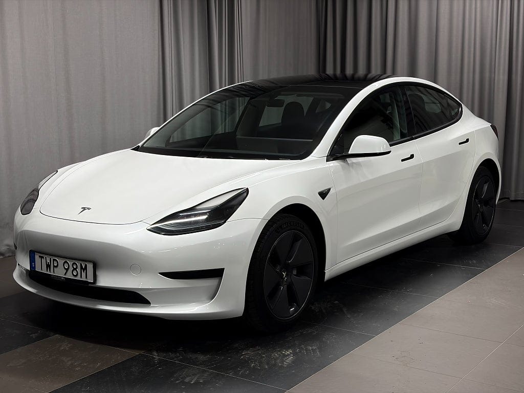 Tesla Model 3 283 л.с.