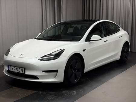 Tesla Model 3 Standard Range RWD Autopilot MOMS