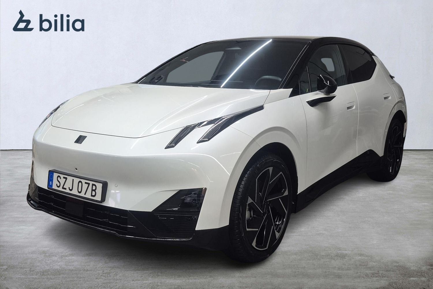 Lynk &amp; Co 02 EV 272 л.с.