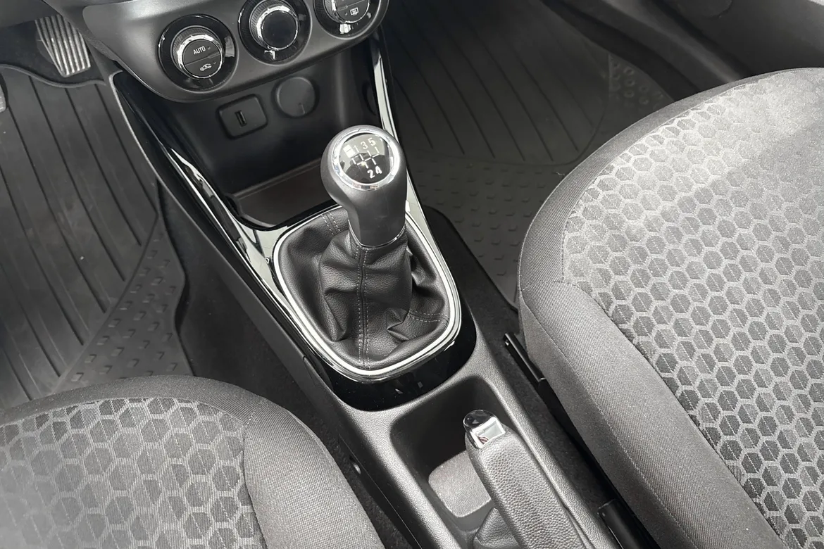 picture of a car