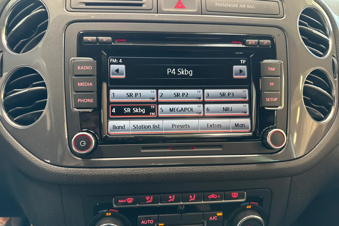 picture of a car