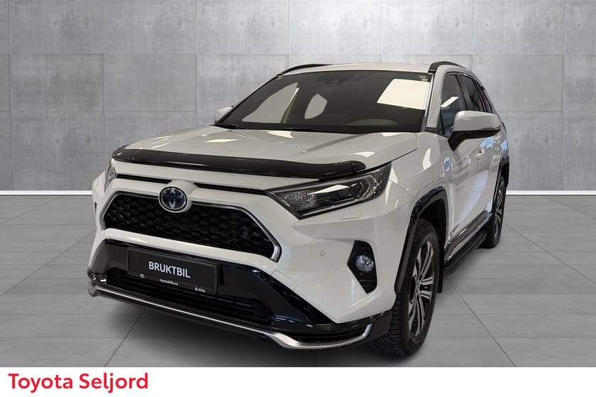 Bilde 1 av Toyota RAV4 Plug-in Hybrid /VELHOLDT/LAKKFORSEGLING/H-FESTE/ACTIVE/