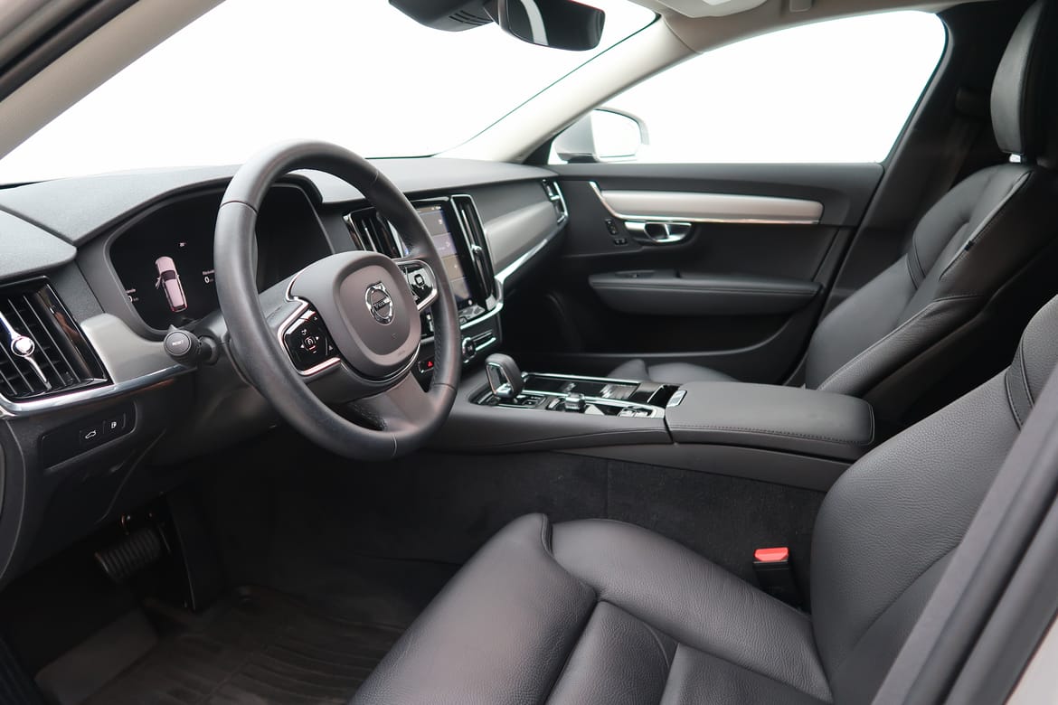 Volvo V90 2023 - miniatyr 4