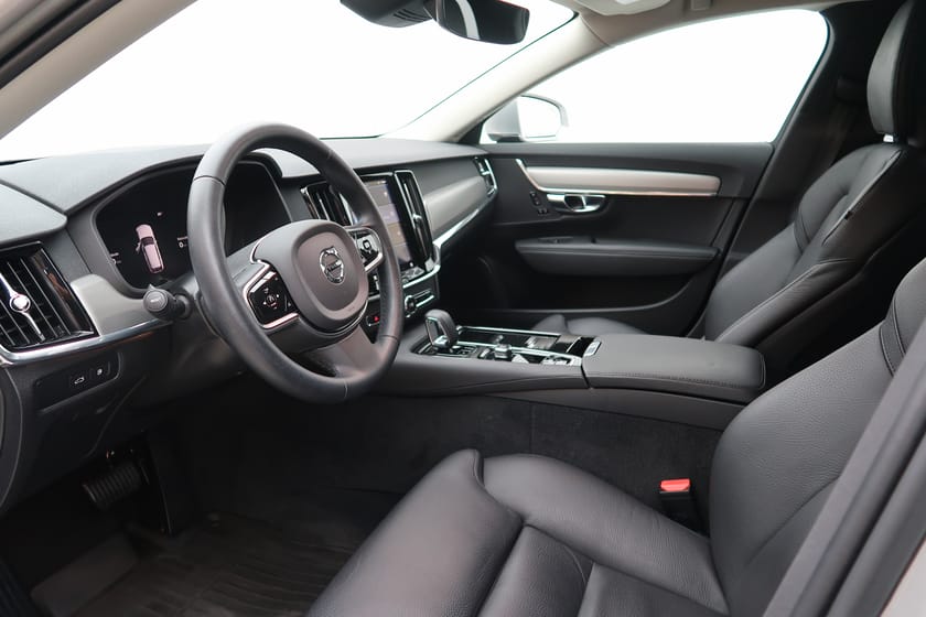 Bild 4 av Volvo V90 Recharge T6 Plus Bright