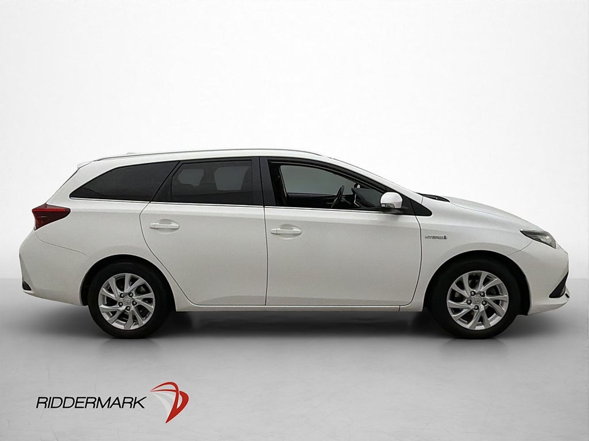 Toyota Auris 2017, kuva 5/10