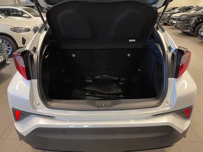 Bild 3 av Toyota C-HR Hybrid X-Edition