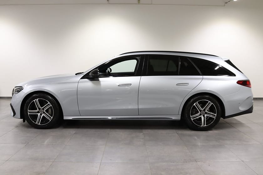 Bild 3 av Mercedes-Benz E 220 d 4MATIC T