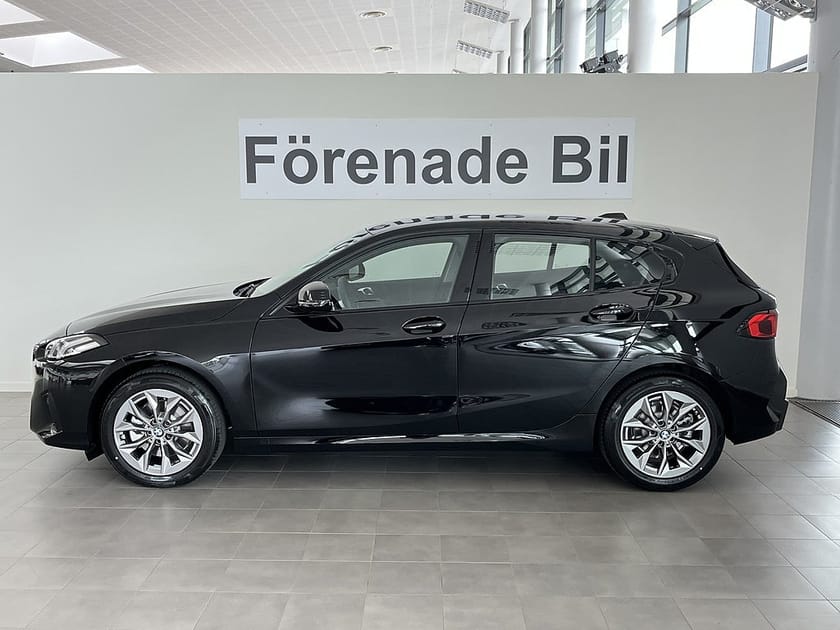Bild 4 av BMW 120 PRIVATLEASING fr. 3.345 kr/mån Auto 17"Rattvärme