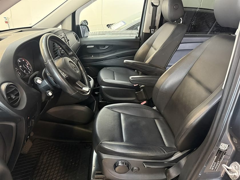 Bild 5 av Mercedes-Benz Vito Mixto 119 BlueTEC 4MATIC 3.0t 190HK 5-sits