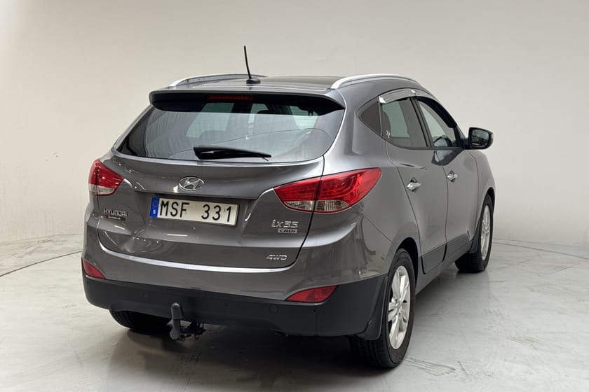 Bild 3 av Hyundai ix35 2.0 CRDi-R 4WD (184hk) GPS Backkamera Pano