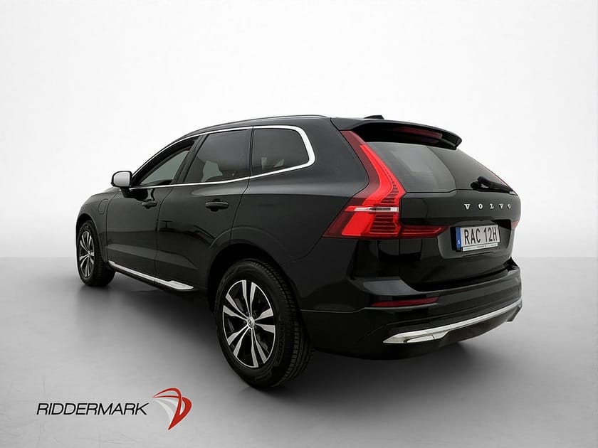 Bild 4 av Volvo XC60 T6 AWD Core Edition Pano Värm Kamera Drag CarPlay