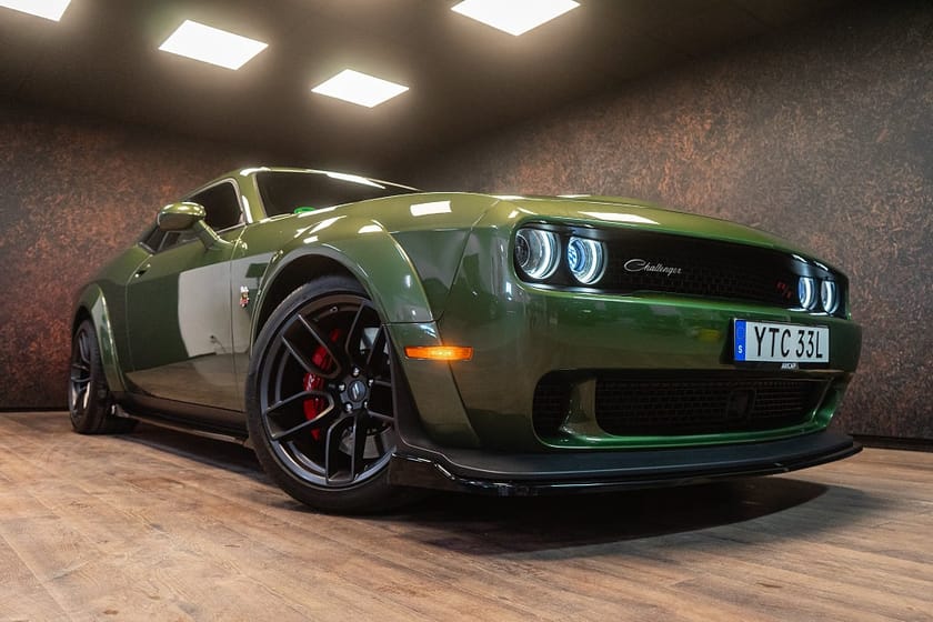 Bild 3 av Dodge Challenger R/T 6.4 V8 HEMI | Scatpack | Widebody | Harman Kardon