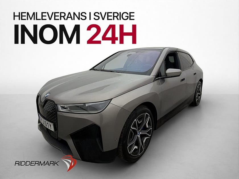 Bild 3 av BMW iX xDrive40 Sport Pano Sky Lounge H/K HUD Drag MOMS