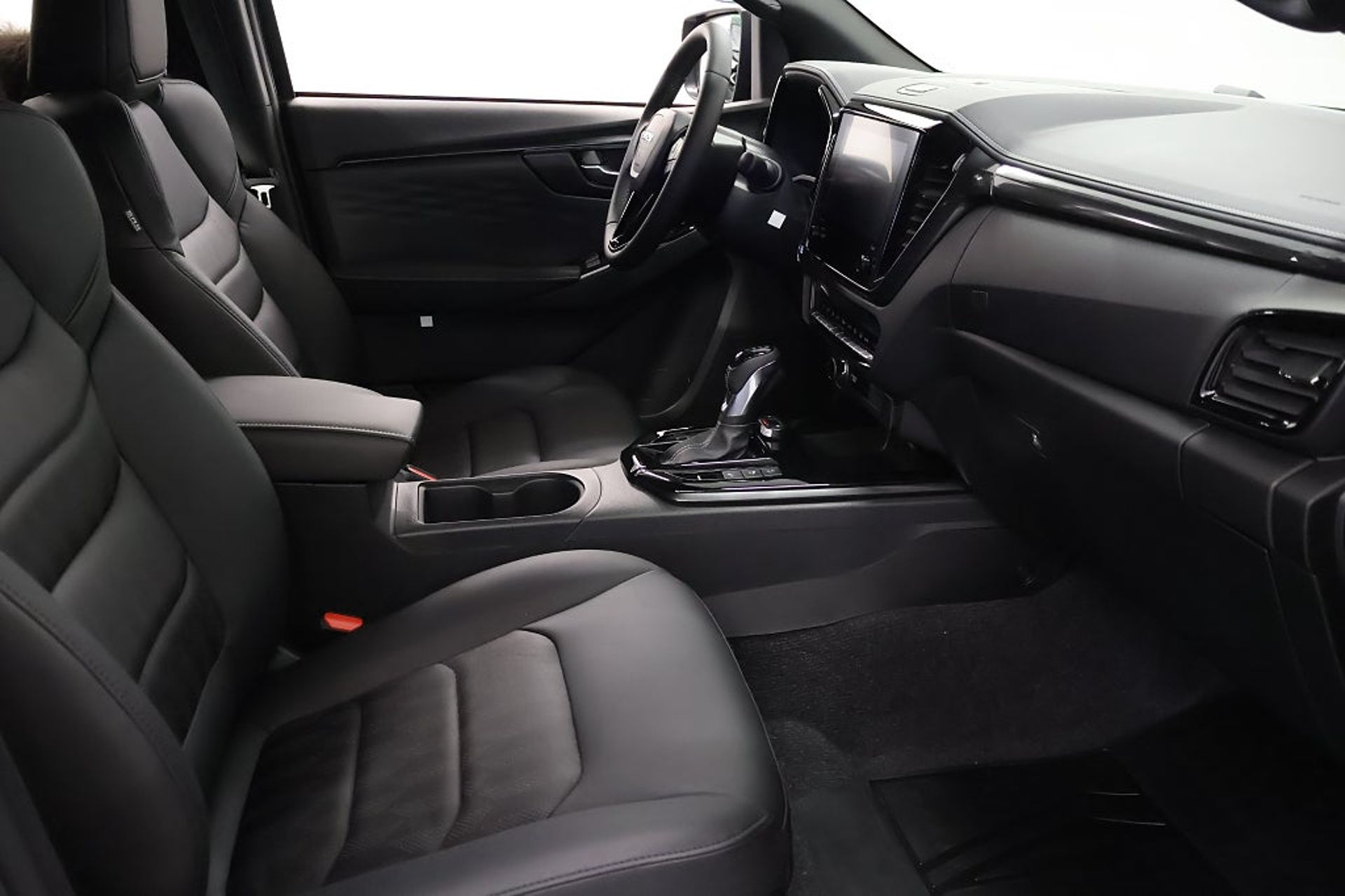 Isuzu D-max Crew Cab 1.9 CNG 4WD 2024, bild 7/10