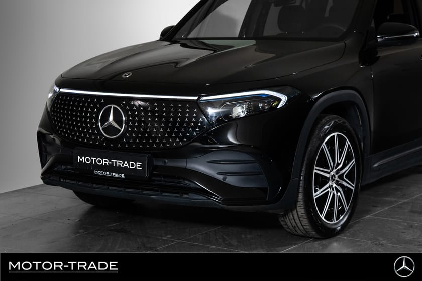 Bilde 3 av Mercedes-Benz EQB 300 4MATIC SJELDENT GODT UTSTYRT! BURMESTER | HUD | 360 ++