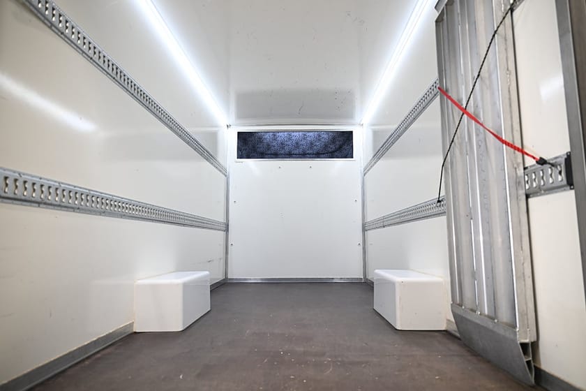 Bild 4 av Renault Master Chassi Cab 2.3 dCi RWD 163HK Paragan|EuroboXXL|Flyttbil|Ramp|Moms