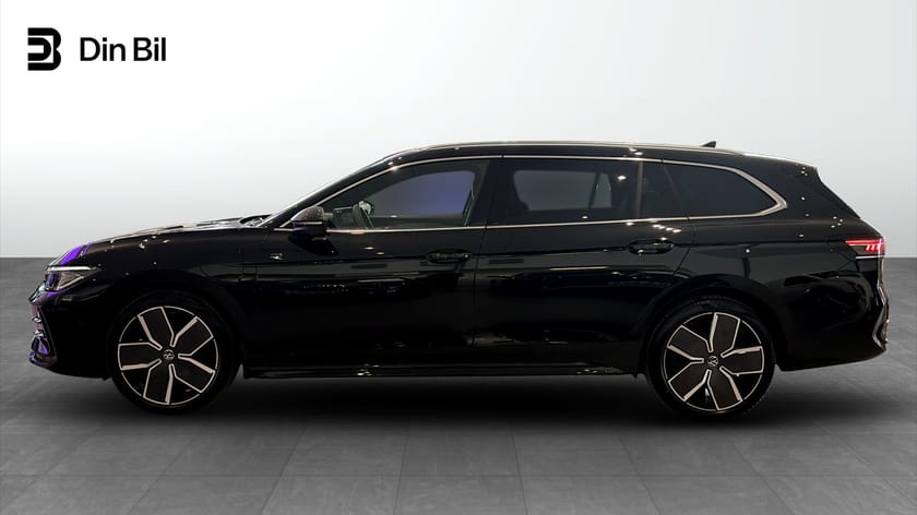 Bild 2 av Volkswagen Passat Variant eHybrid e-Hybrid 272hk R-LINE