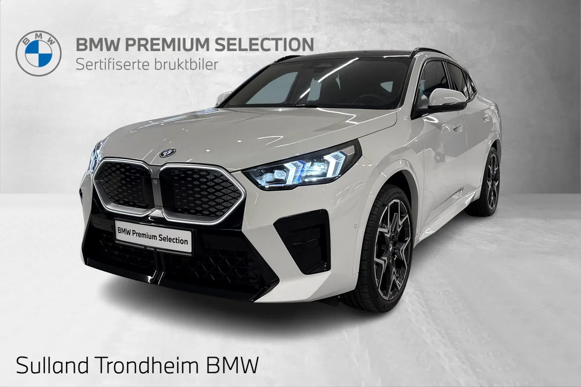 Bilde av BMW iX2 xDrive30
