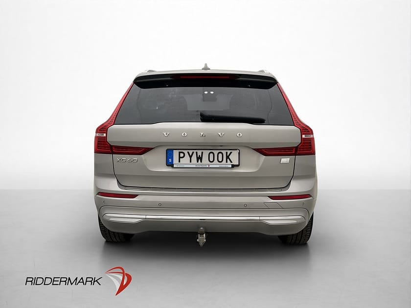Bild 5 av Volvo XC60 T6 AWD Plus Bright Pano Drag Kamera Värm Skinn