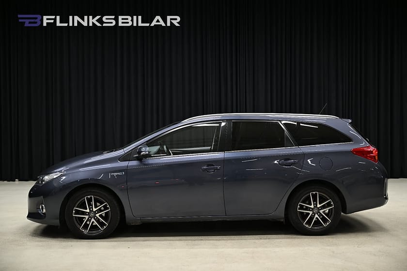 Bild 2 av Toyota Auris Touring Sports Hybrid e-CVT Edition 1 Brukare 11954Mil