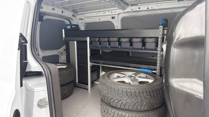 Bild 5 av Ford Transit Connect 230 LWB L2 1,5L 100Hk/ Carplay / Värmare / Sortimo Hyllplan