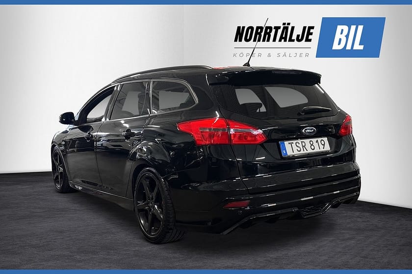 Bild 5 av Ford Focus Kombi 1.0 125 HK ECOBOOST ST-LINE BLACK EDITION NYSERV