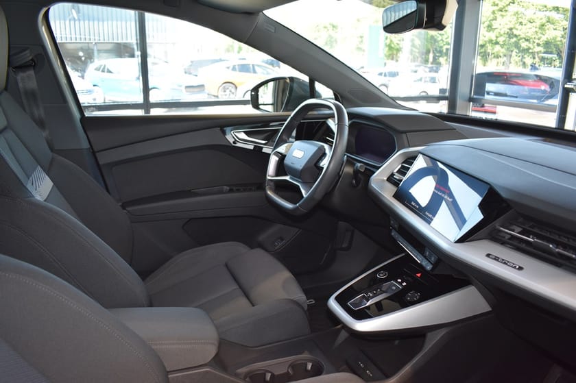 Bild 4 av Audi Q4 40 e-tron 150 kW / 204 HK PROLINE ADVANCED