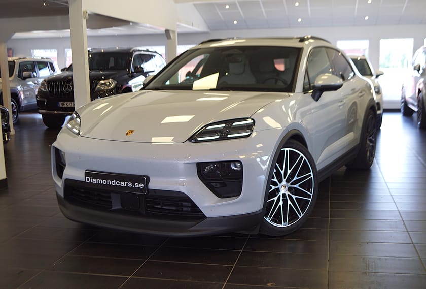 Bild 3 av Porsche Macan 4 4 Euro 6 B-kamera BOSE Navi