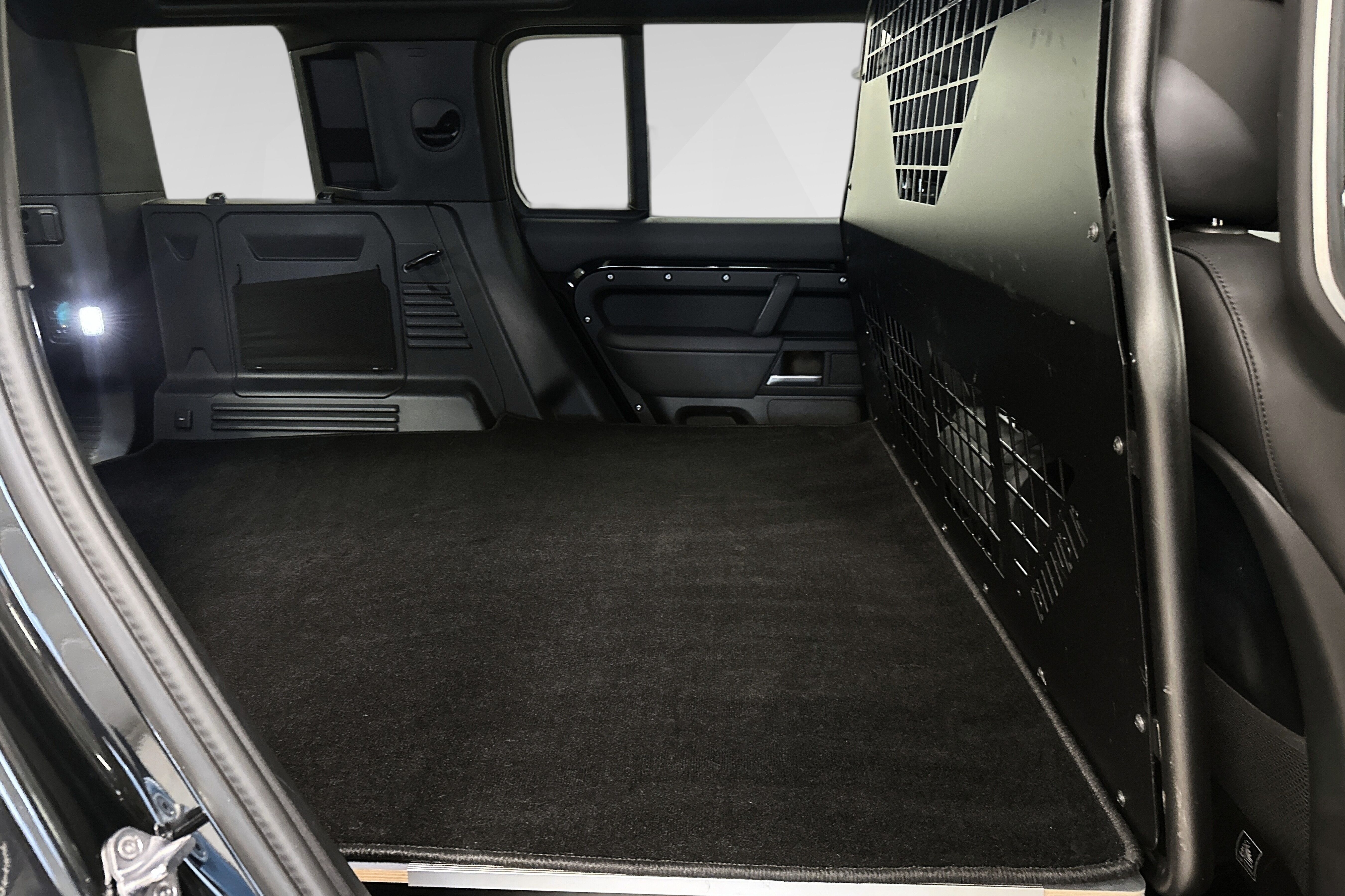Land Rover Defender 110 D350 MHEV bilde 8