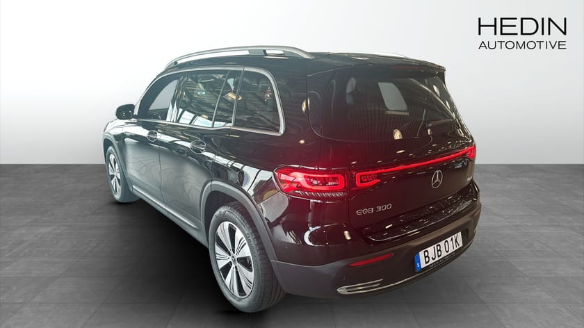 Bild 3 av Mercedes-Benz EQB 300 4MATIC | | Nav | 360 kam