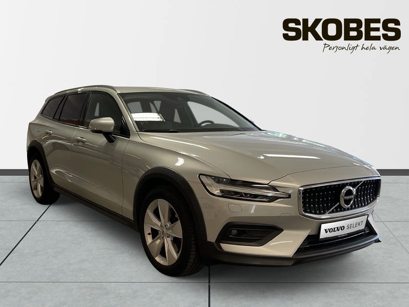 Bild 1 av Volvo V60 Cross Country D4 AWD Advanced SE II