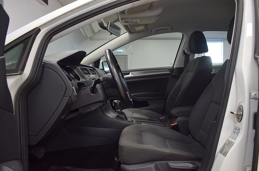 Bild 5 av Volkswagen Golf 5-dörrar 1.2 TSI Masters Radarfarthållare Bluetooth