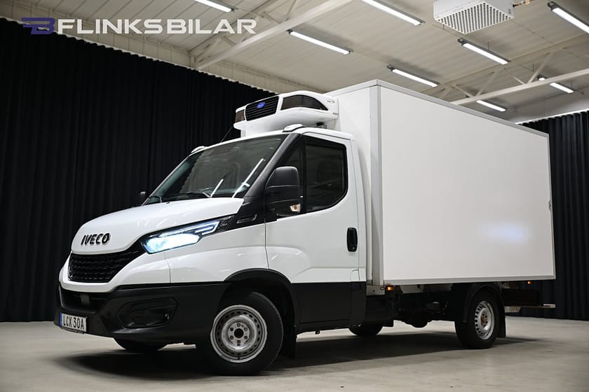 Bild 1 av Iveco Daily 35-140 Chassi Cab 136HK Automat|Kylbil|Nattkyla|Inverter|Backkamera|Moms