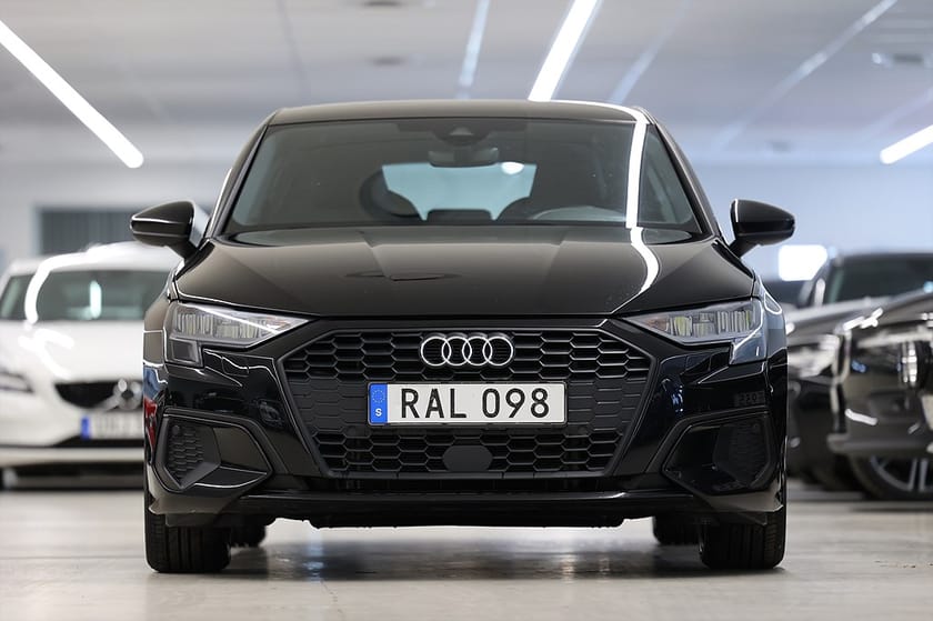 Bild 5 av Audi A3 Sportback 35 TFSI 150hk Comfort PDC LED Cockpit