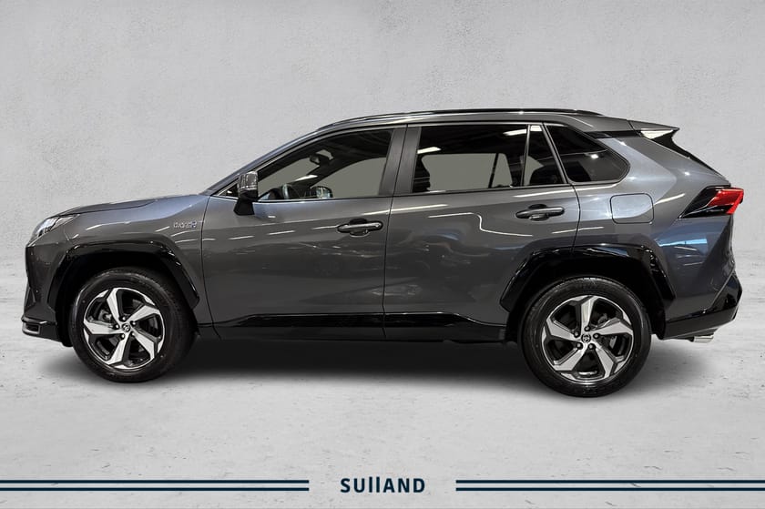 Bilde 2 av Toyota RAV4 Plug-in Hybrid AWD | Active Tech | Kamera | Keyless | Navigasjon | LED