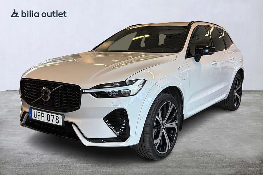 Bild 1 av Volvo XC60 Recharge T6 AWD Plus Dark B-kam Pano Keyless Värmare