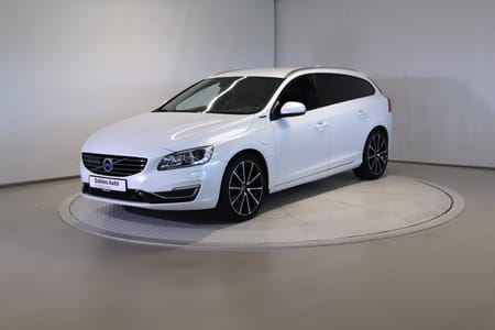 Volvo V60 D5 Twin Engine Summum ACC/Krok/Kam/P-varm/Skinn/El.sete