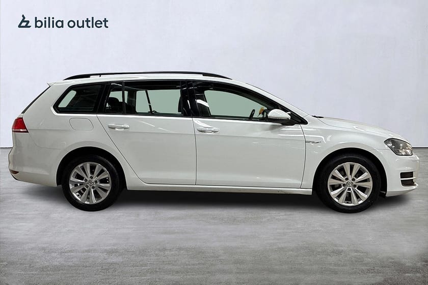 Bild 5 av Volkswagen Golf Sportscombi 1.4 TGI DSG 110hk Drag Backkamera