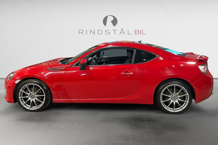 Bild 4 av Subaru BRZ 2.0 H4 200HK AUT B-KAMERA NAVI FARTHÅLLARE 10400MIL 18"