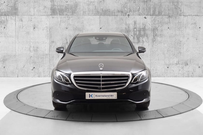 Bilde 2 av Mercedes-Benz E 200 4MATIC E200 sjekk kmstand!!