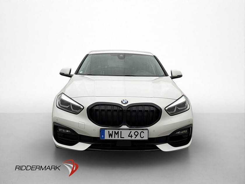 Bild 2 av BMW 118i 140hk Sport line Sensorer Rattvärme MOMS