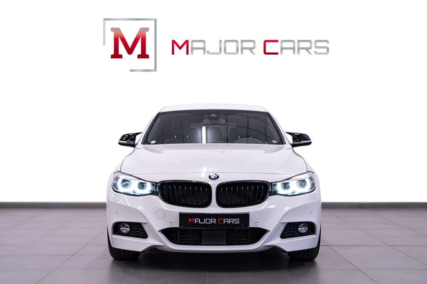 Bild 2 av BMW 320d GT M Sport Cockpit Skinn 360° NaviPro Drag Adaptiv-Fart